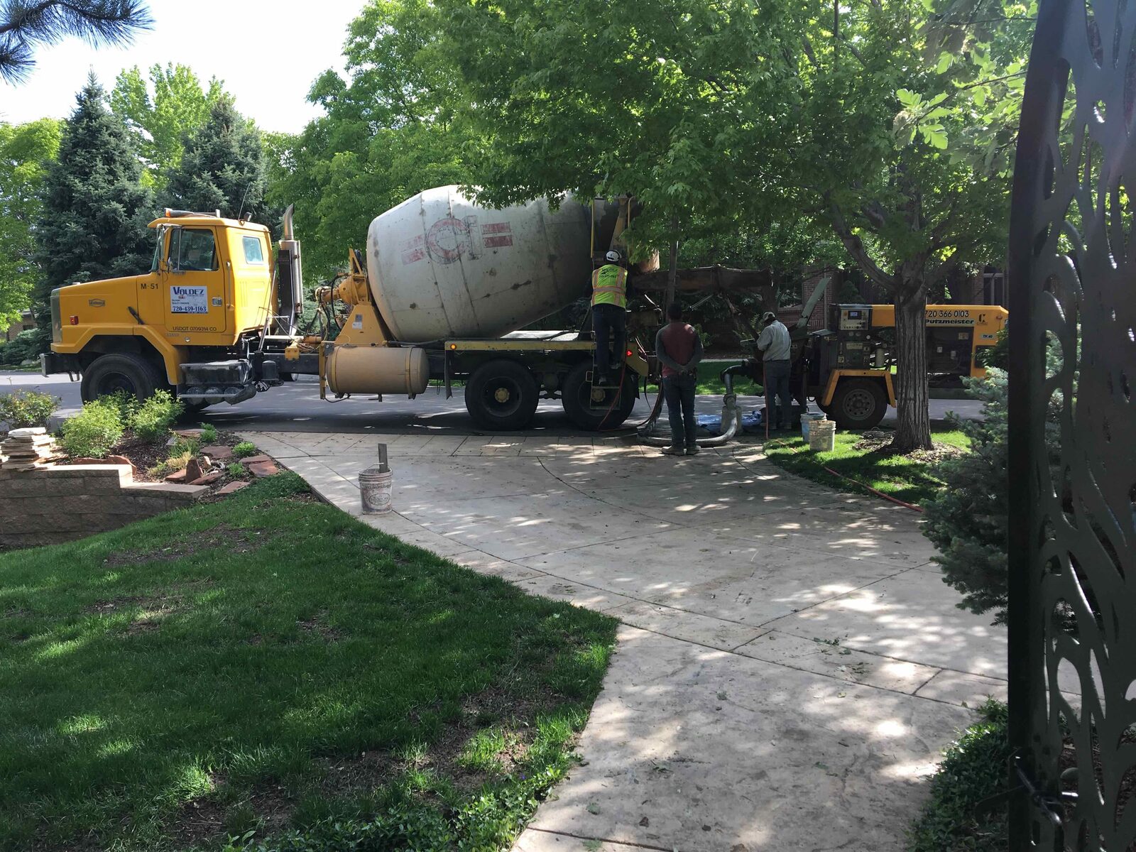 Concrete pour