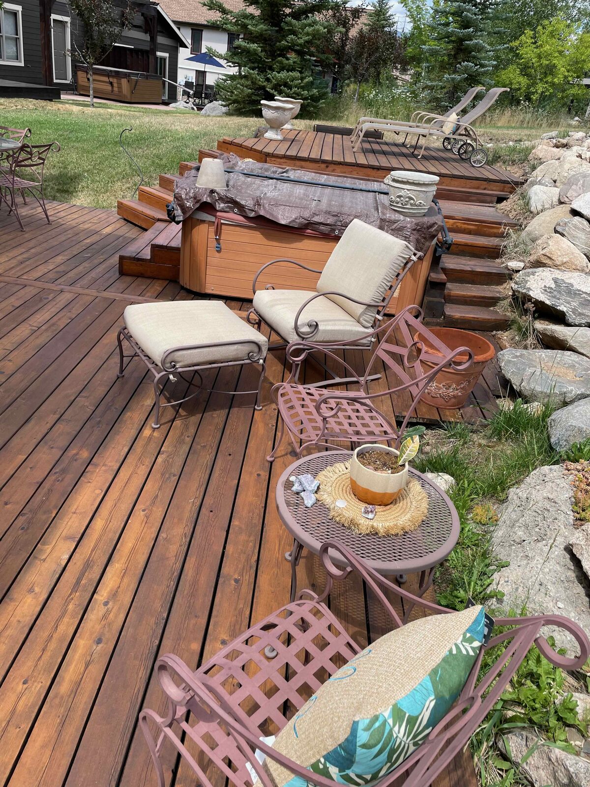 An outdoor room for the whole season.
