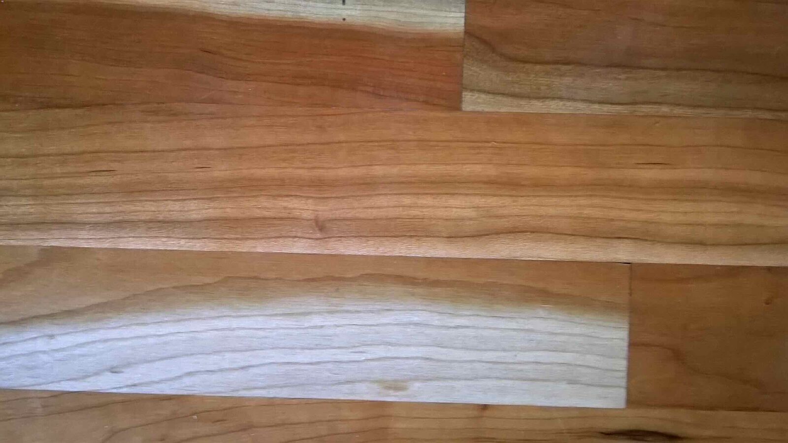 Tight, rot-resistant cedar grain.